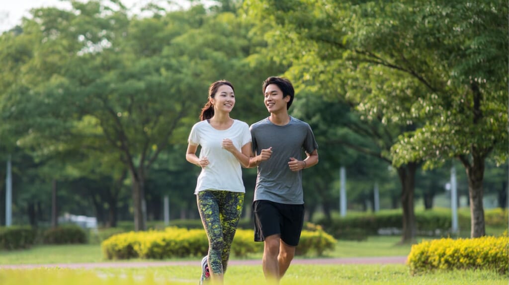 　会話できるペースで走る日本人ランナーの様子